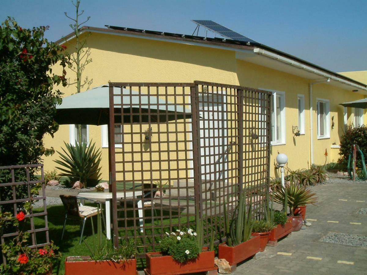 Pension D'Avignon Swakopmund Buitenkant foto